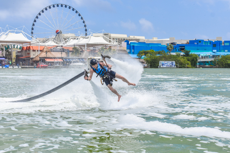 Cancún: paseo en mochila propulsoraVuelo en jetpack de 30 minutos