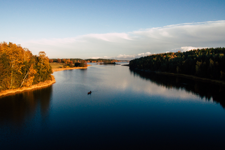 Stockholm: Canoe Adventure in Bogesund Nature Reserve