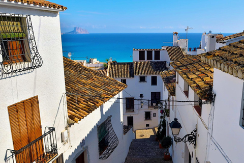 From Alicante/Benidorm/L'Albir: Guadalest and Altea Day Trip TOUR FROM EL ALBIR