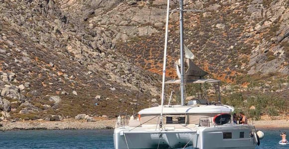Heraklion: Dia Island Catamaran Cruise with Fishing