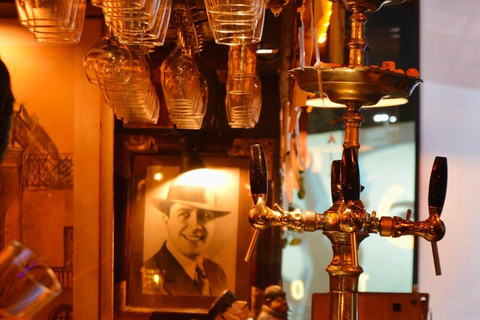 Montevideo: Tango class at the historic Baar Fun Fun, since 1895