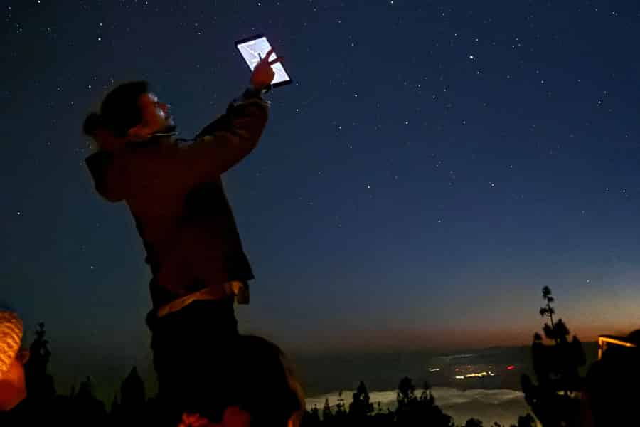 Teide: Sonnenuntergangsabenteuer in kleiner Gruppe mit Picknick & Sternenbeobachtung. Foto: GetYourGuide Teide: Sonnenuntergangsabenteuer in kleiner Gruppe mit Picknick & Sternenbeobachtung. Foto: GetYourGuide