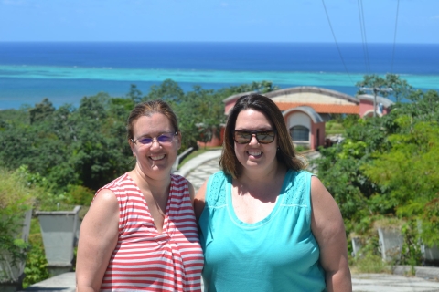 Roatan: Mangroventunnel-Tour und SchnorchelausflugGäste der Mahagoni Bay Cruise