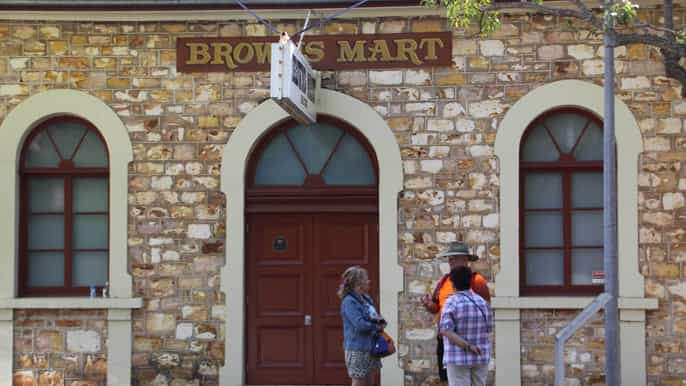 darwin small group 2hour heritage walk