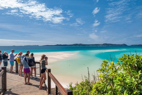 Whitehaven Beach: Full-Day Chill and Grill Beach Day