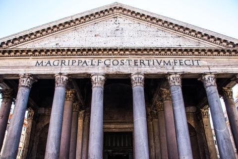 Rom: Unterirdische und Piazzas Tour zum AnfassenTour am Morgen - Italienisch