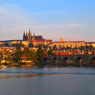 Praha Half-Day Grand City Tour med bil