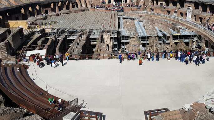 Roma: Coliseo Subterráneo, Suelo de la Arena y Roma Antigua