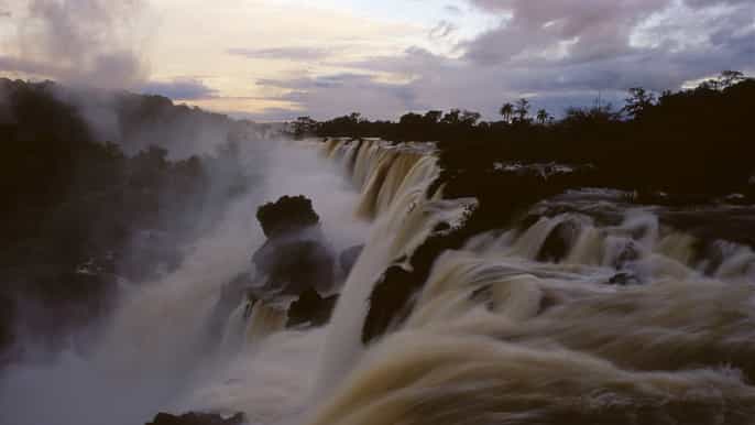 puerto iguazu full moon experience at iguazu falls