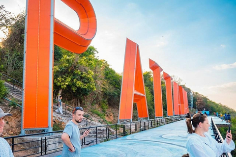 Pattaya: Guided Shared Small Group City Tour