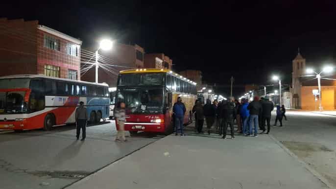 la paz to uyuni sleeper bus ticket and hotel pickup