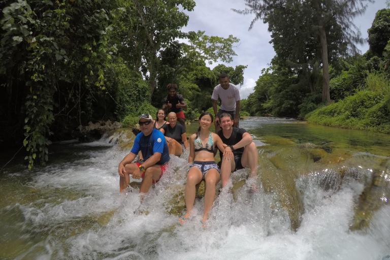 Port Vila: dagtour met rivierkajakken en watervallen