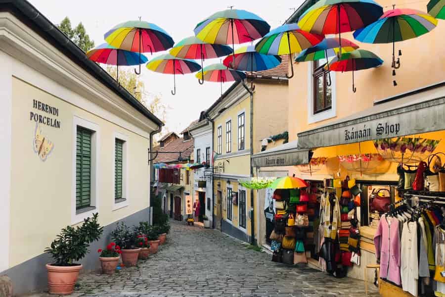 Von Budapest aus: Szentendre Artists' Village Tour. Foto: GetYourGuide Von Budapest aus: Szentendre Artists' Village Tour. Foto: GetYourGuide