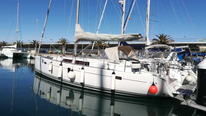 valencia private half or fullday sailing trip