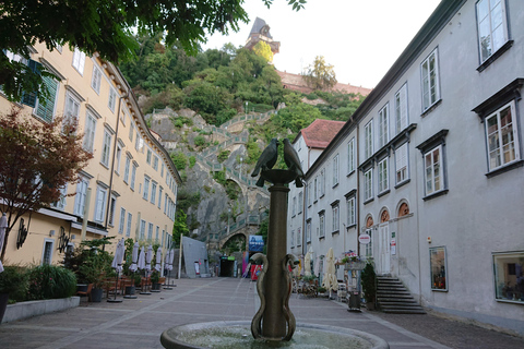 Graz Winter Walking Tour with Christmas Markets GRAZ: PRIVATE WINTER WALKING TOUR