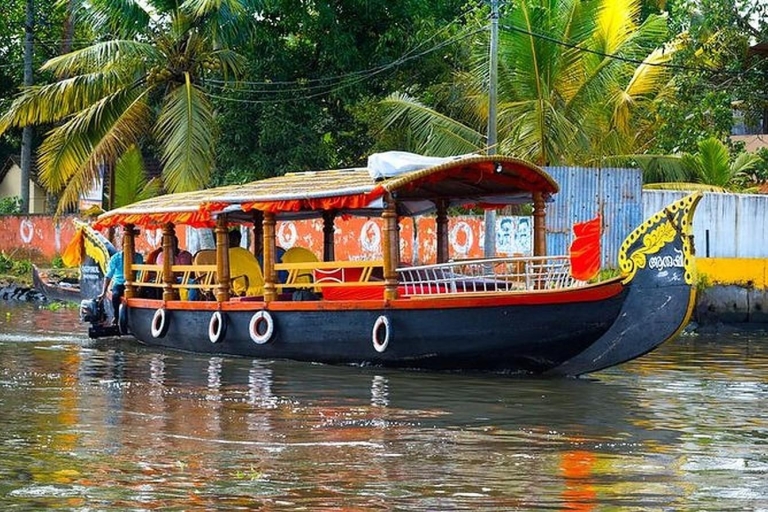 Ab Hafen Kochi: Kanutour im Nebengewässer & Fort Kochi TourTour am Morgen mit Mittagessen