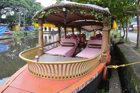 Z portu Kochi: Backwater Canoe i Fort Kochi TourPoranna wycieczka z lunchem