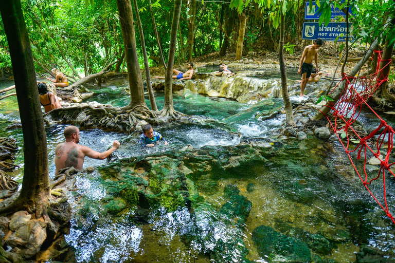 Fuga particular de Krabi: Piscina Esmeralda, Fontes Termais e Caverna do TigreVan particular