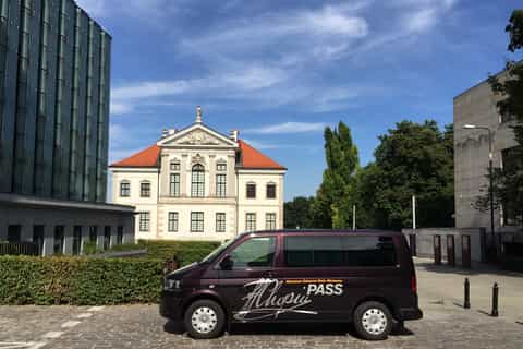 Warsaw: Guided Minivan Tour of Chopin's Warsaw