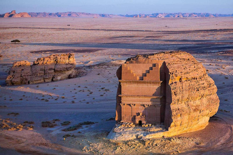 Tour di un giorno a Hegra e DadanTour culturale di un giorno a Hegra e Dadan