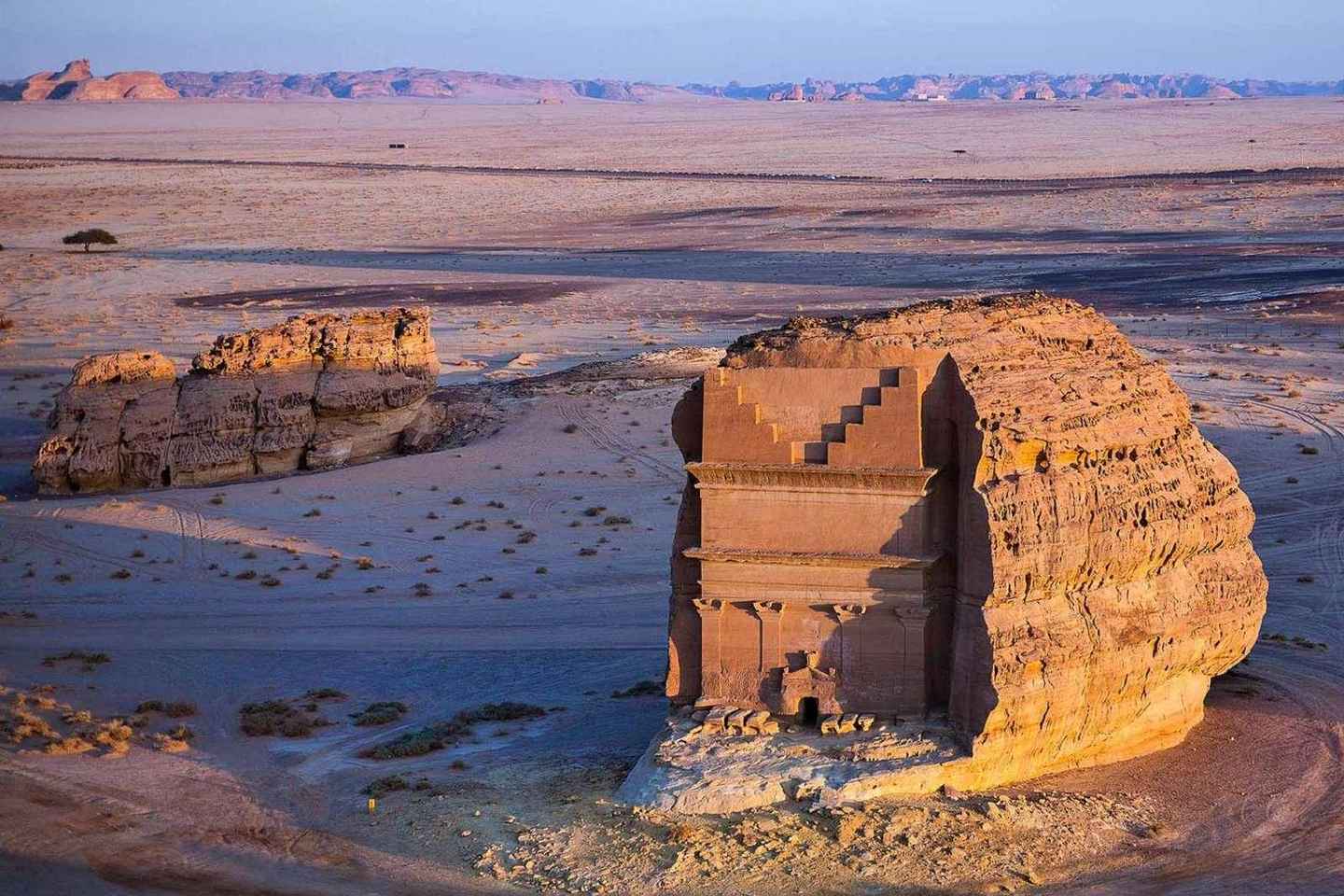 Hegra & Dadan Full-Day Heritage Tour - Hegra & Dadan Full-Day Heritage Tour