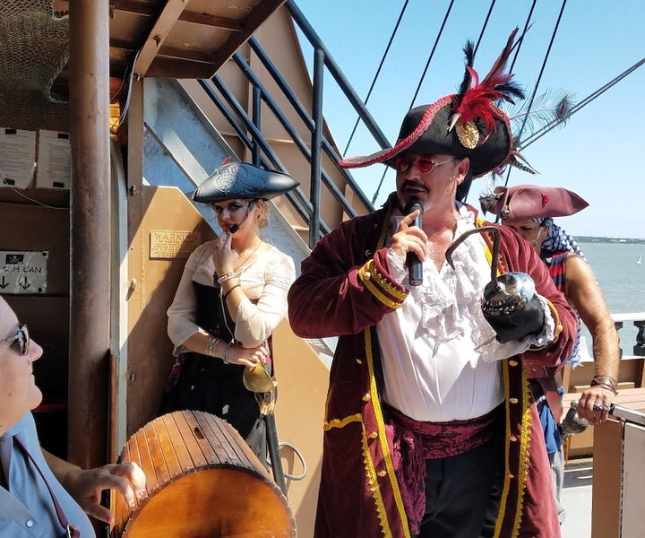 St. Augustine: Treasure Hunt Cruise with Onboard Show