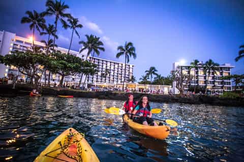 Hilo Bay: 2-Hour Guided Paddling Tour