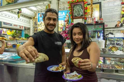 Guatemala City: Market, Sightseeing, and Food Tasting Tour