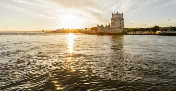 Lisbon: Sunset Tagus River Cruise