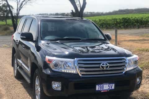 Adelaide: Private Customizable Wine and Sightseeing Tour