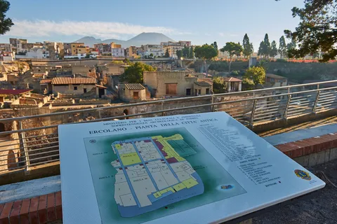 From Sorrento: Half-Day Tour of Herculaneum