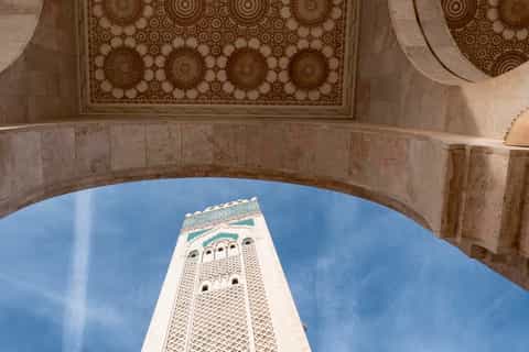 Casablanca: Layover Sightseeing Tour with Airport Transfer