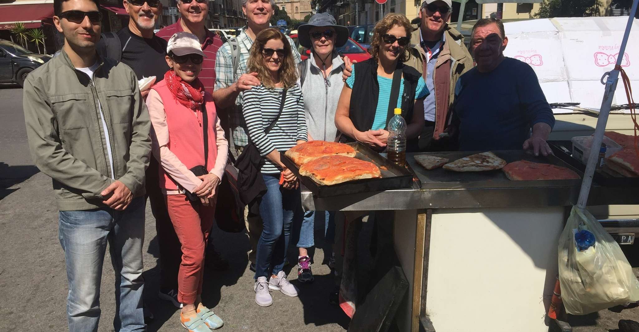 Paseo a pie por Palermo, comida e historia de la calle - Hizvo