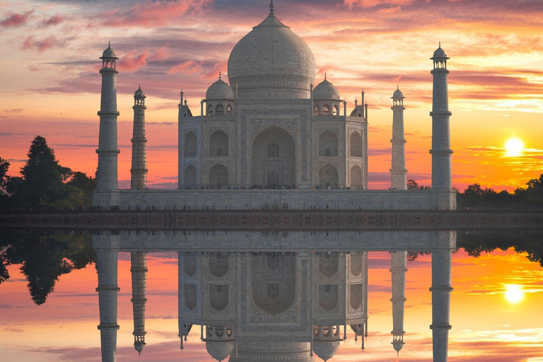 Visite de la vieille ville d'Agra et de son bazar, avec le Taj Mahal et le Fort d'AgraVisite privée avec voiture, chauffeur, guide et billets pour les monuments