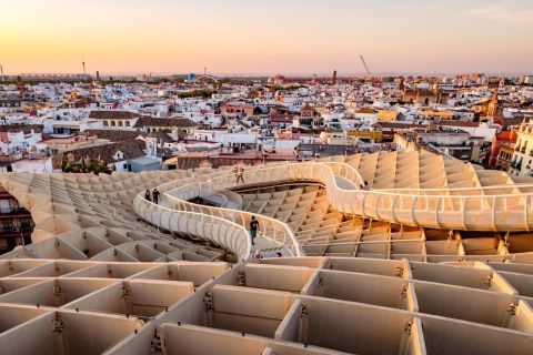 Sevilla: visita guiada a Las Setas con VR y City Tour opcional