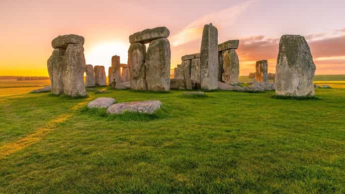 from brighton stonehenge and bath fullday trip