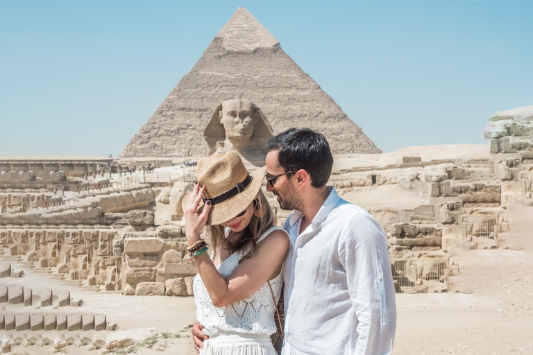 Kair: Prywatna półdniowa wycieczka po piramidach z fotografemPrywatna wycieczka bez opłat za wstęp