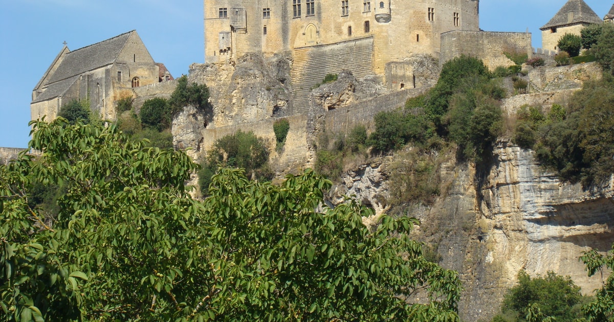 Bordeaux to Dordogne: Castles & Villages Private Tour | GetYourGuide