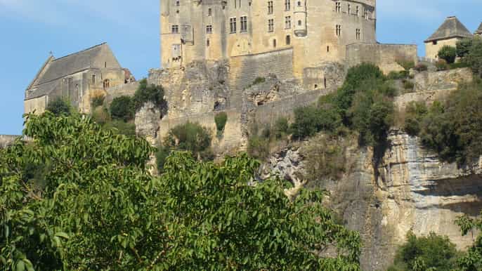 bordeaux to dordogne castles villages private tour