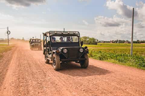 Siem Reap: Countryside Discovery Tour by Jeep