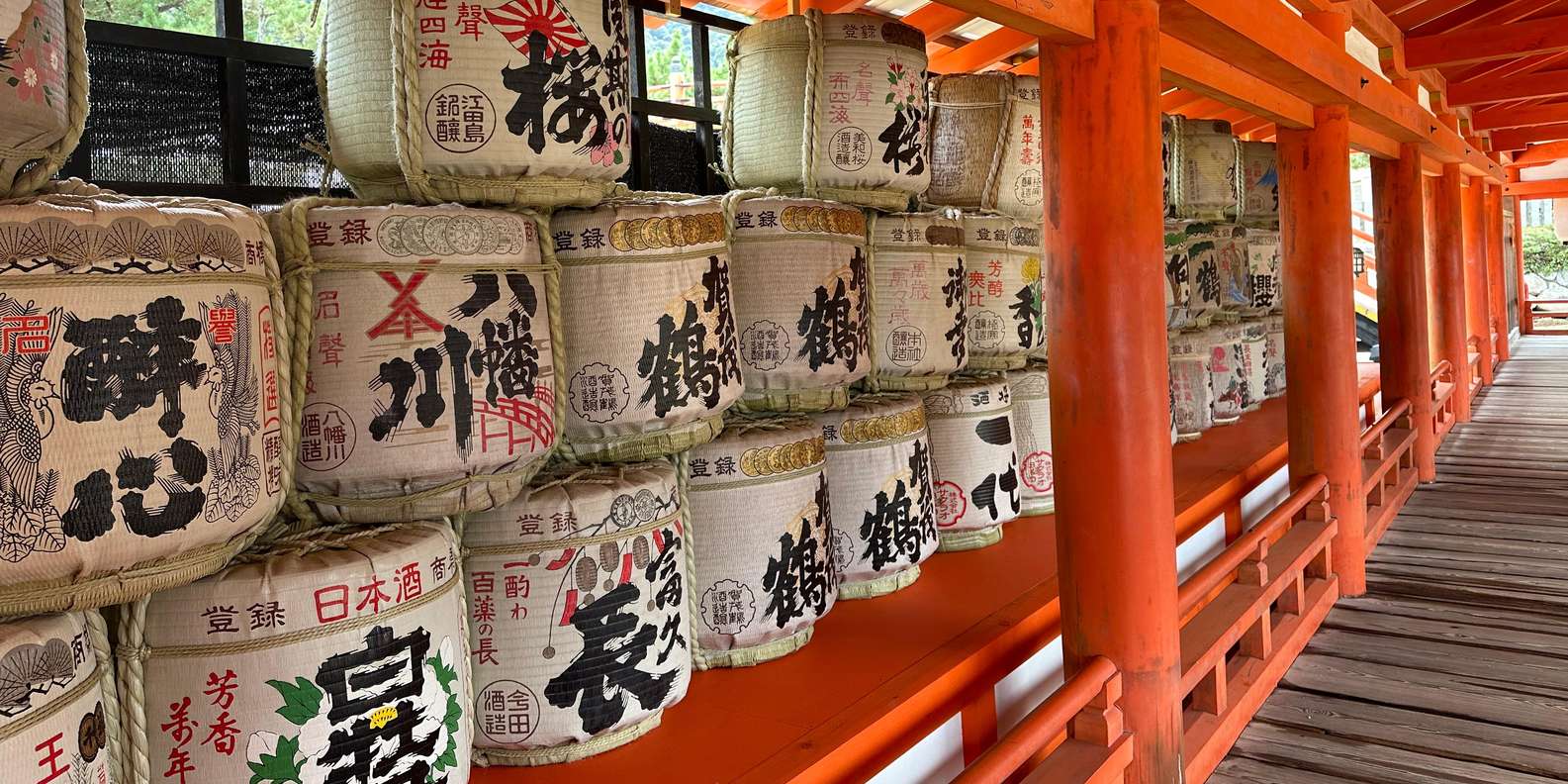 From Osaka: Hiroshima and Miyajima Day Trip by Bullet Train