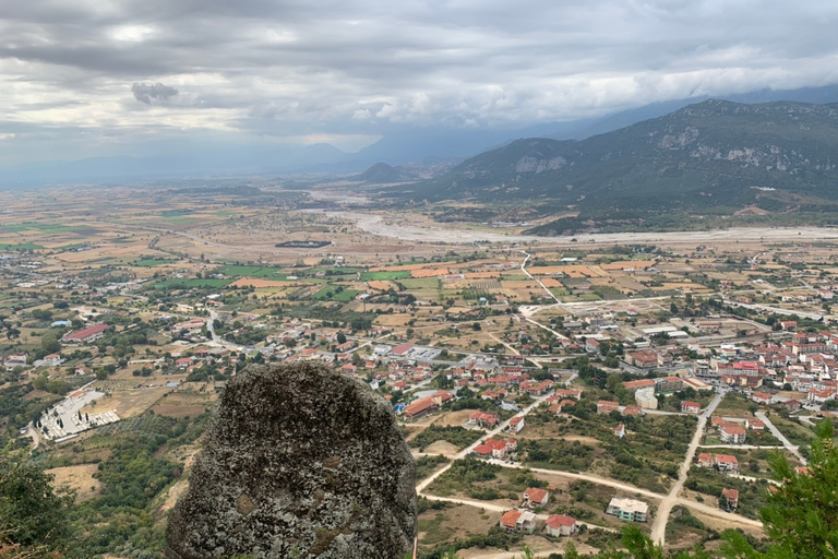 Ab Korfu: Tagestour zu den Meteora-Klöstern