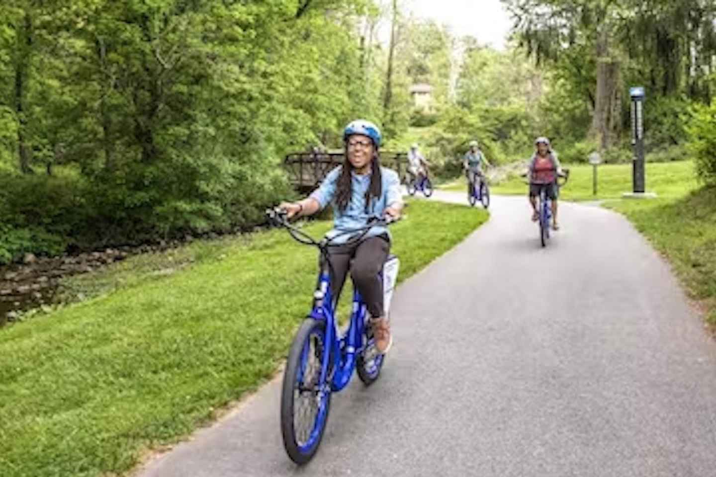 Downtown Asheville E-Bike Tour with Tastings thumbnail