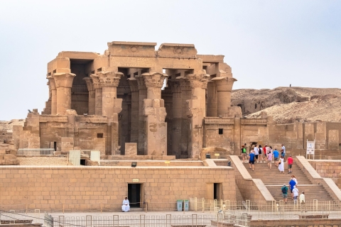Van Luxor: tweedaagse privéreis naar Edfu, Aswan en Abu SimbelPrivétrip met drop-off in Aswan zonder toegangsprijzen