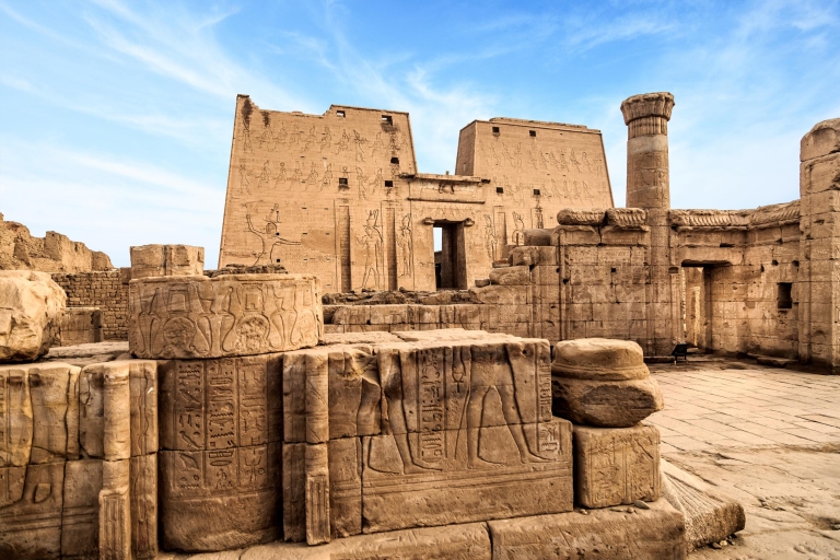 Z Luksoru: 2-dniowa prywatna wycieczka do Edfu, Asuanu i Abu SimbelPrywatna wycieczka z dowozem do Luksoru bez opłat za wstęp