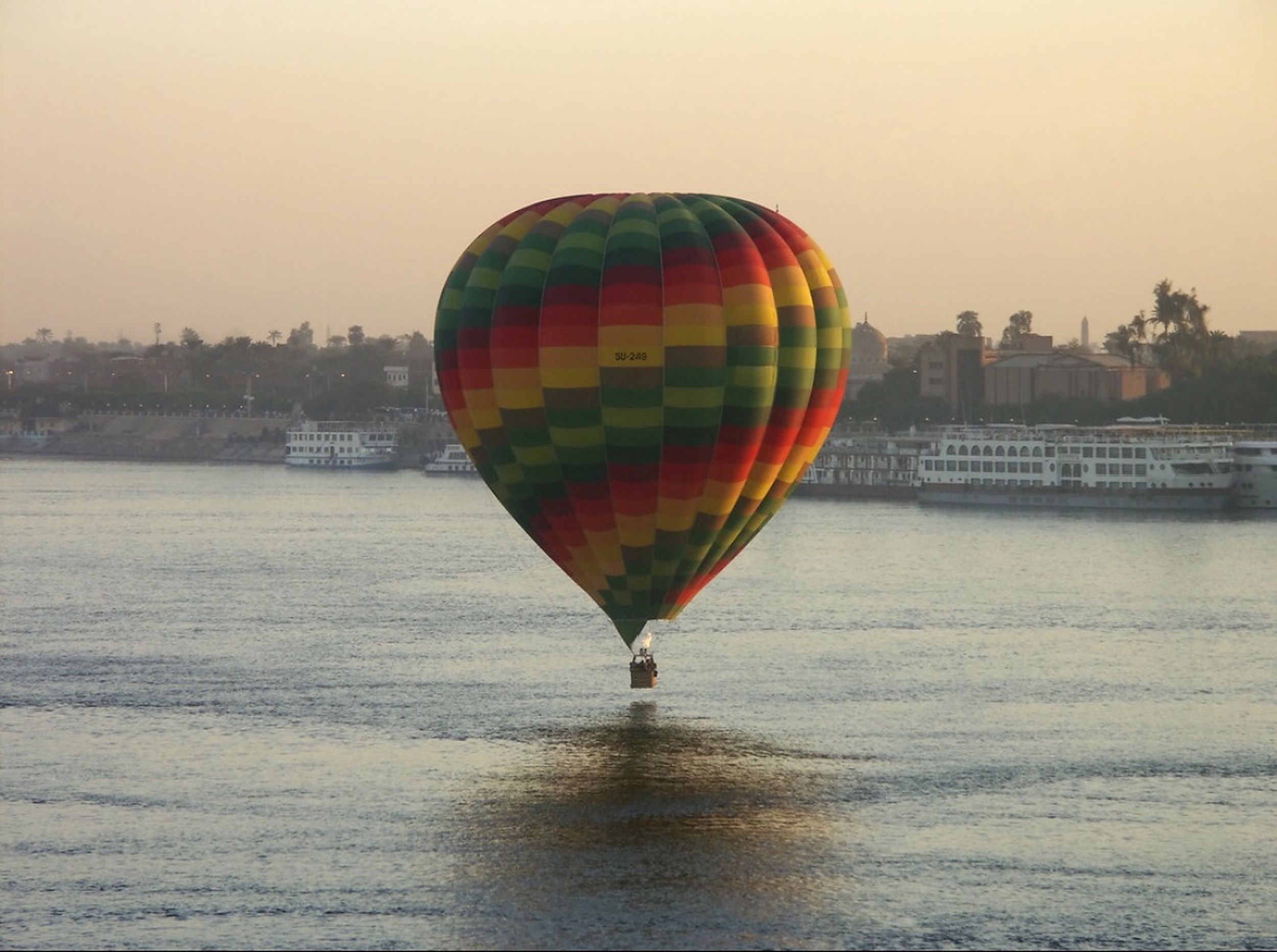 Luxor: Heißluftballonfahrt über das Tal der Könige
