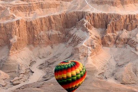 Luxor: luchtballonvaart over de vallei der koningen