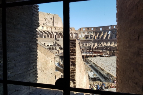 Roma: Fast-Track Private Colosseum Arena y Palatine HillTour en español
