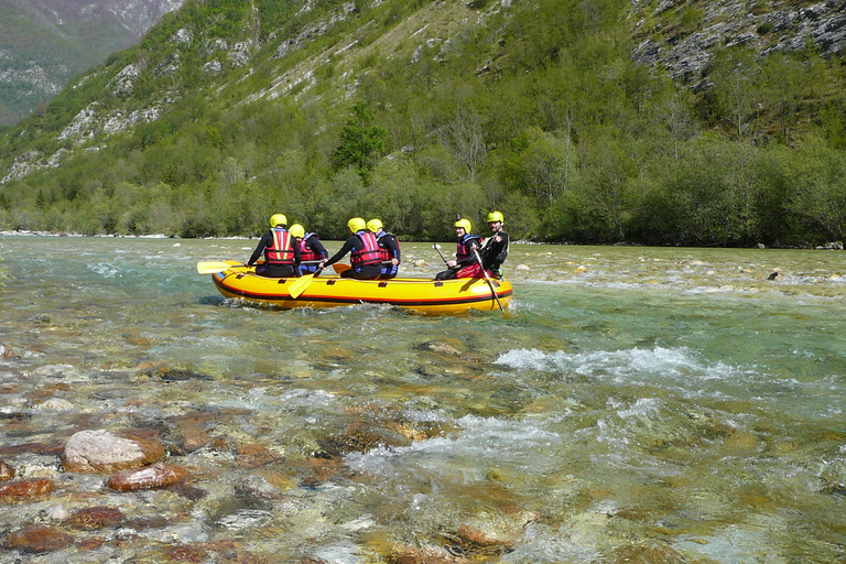 Fiume Soča: Avventura di rafting in famiglia, con fotoFiume Isonzo: avventura di rafting per famiglie