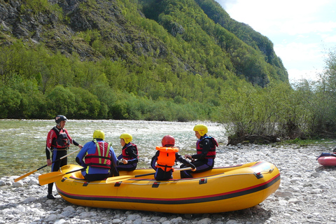 Fiume Soča: Avventura di rafting in famiglia, con fotoFiume Isonzo: avventura di rafting per famiglie